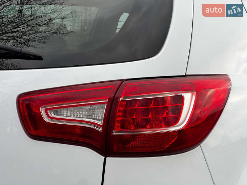 Внедорожник / Кроссовер Kia Sportage 2012 в Ахтырке фото 19 Внедорожник / Кроссовер Kia Sportage 2012 в Ахтырке