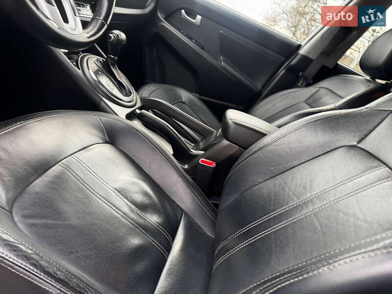 Внедорожник / Кроссовер Kia Sportage 2012 в Ахтырке фото 32 Внедорожник / Кроссовер Kia Sportage 2012 в Ахтырке