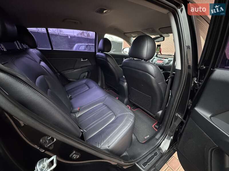 Внедорожник / Кроссовер Kia Sportage 2012 в Одессе