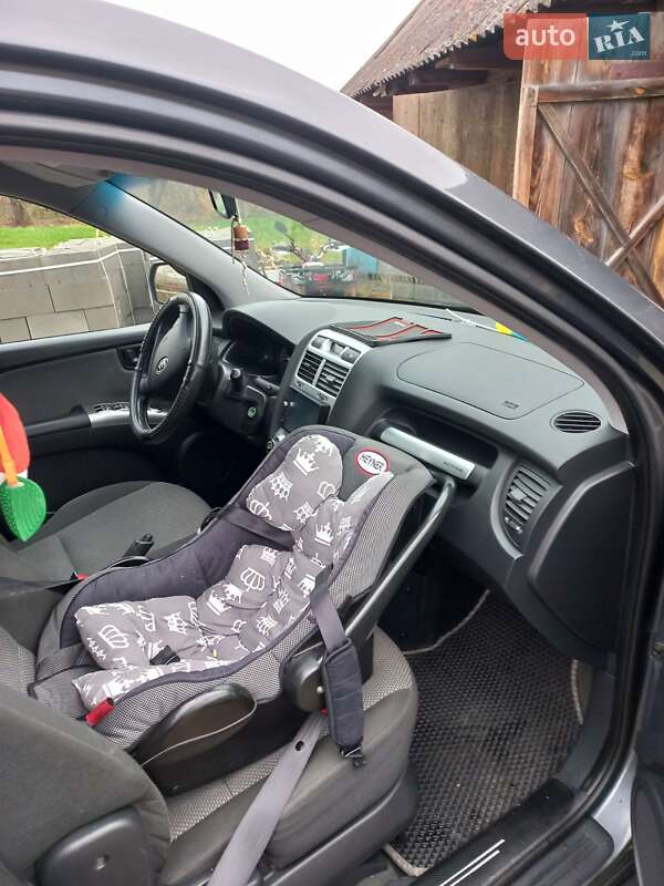 Внедорожник / Кроссовер Kia Sportage 2008 в Ровно