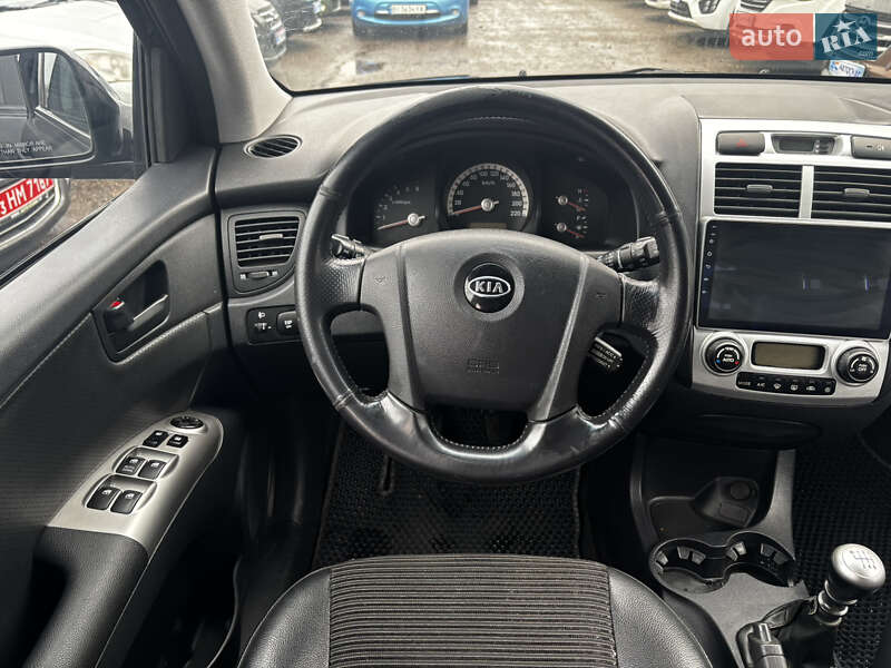 Позашляховик / Кросовер Kia Sportage 2006 в Полтаві