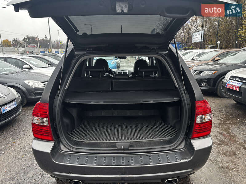 Позашляховик / Кросовер Kia Sportage 2006 в Полтаві