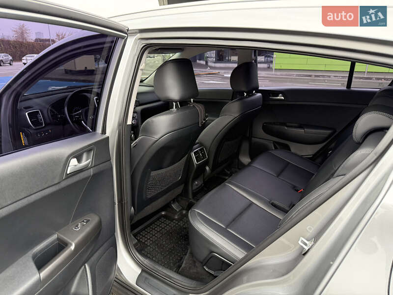 Внедорожник / Кроссовер Kia Sportage 2018 в Киеве