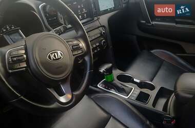 Внедорожник / Кроссовер Kia Sportage 2016 в Днепре