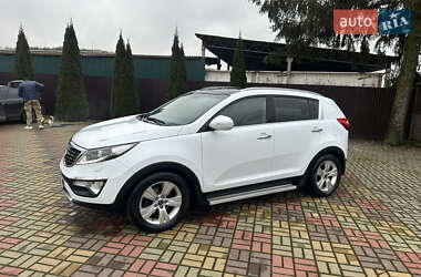 Внедорожник / Кроссовер Kia Sportage 2012 в Изяславе