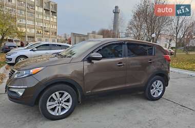 Позашляховик / Кросовер Kia Sportage 2012 в Сумах