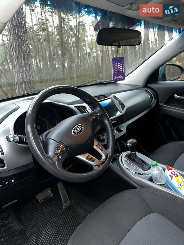 Внедорожник / Кроссовер Kia Sportage 2016 в Коростышеве