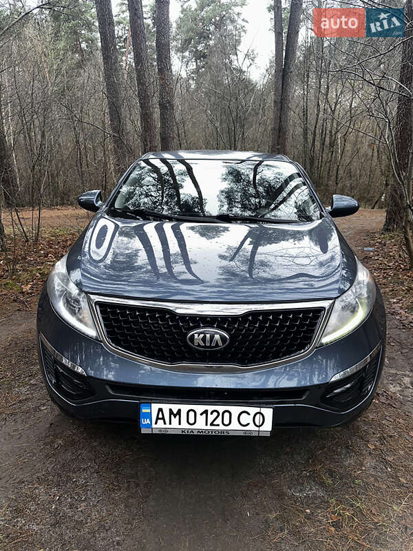 Внедорожник / Кроссовер Kia Sportage 2016 в Коростышеве