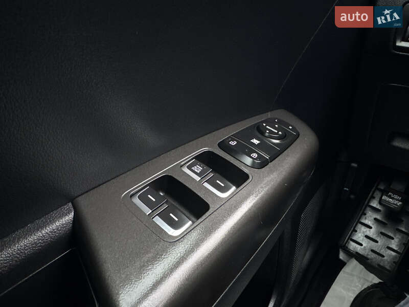 Позашляховик / Кросовер Kia Sportage 2019 в Бердичеві фото 27 Позашляховик / Кросовер Kia Sportage 2019 в Бердичеві