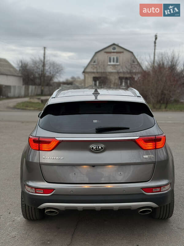 Внедорожник / Кроссовер Kia Sportage 2017 в Краснограде фото 10 Внедорожник / Кроссовер Kia Sportage 2017 в Краснограде