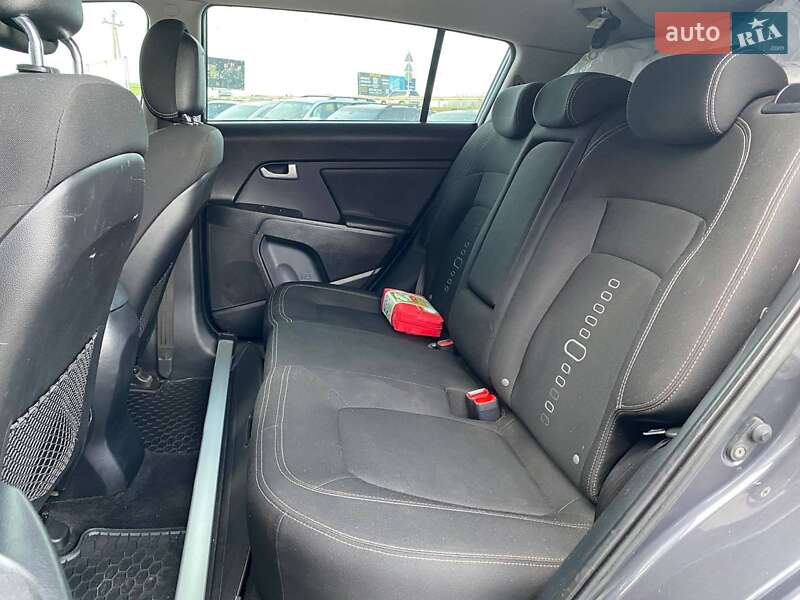 Внедорожник / Кроссовер Kia Sportage 2010 в Львове фото 10 Внедорожник / Кроссовер Kia Sportage 2010 в Львове