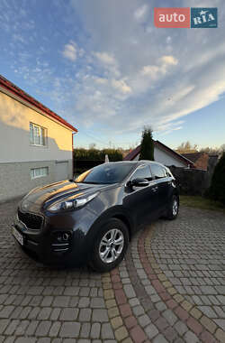 Внедорожник / Кроссовер Kia Sportage 2017 в Дрогобыче
