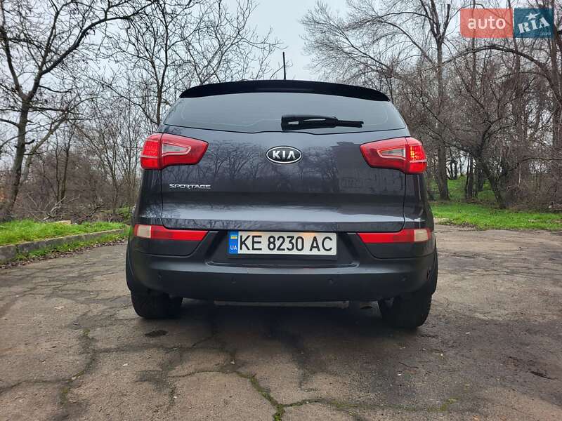 Внедорожник / Кроссовер Kia Sportage 2011 в Кривом Роге