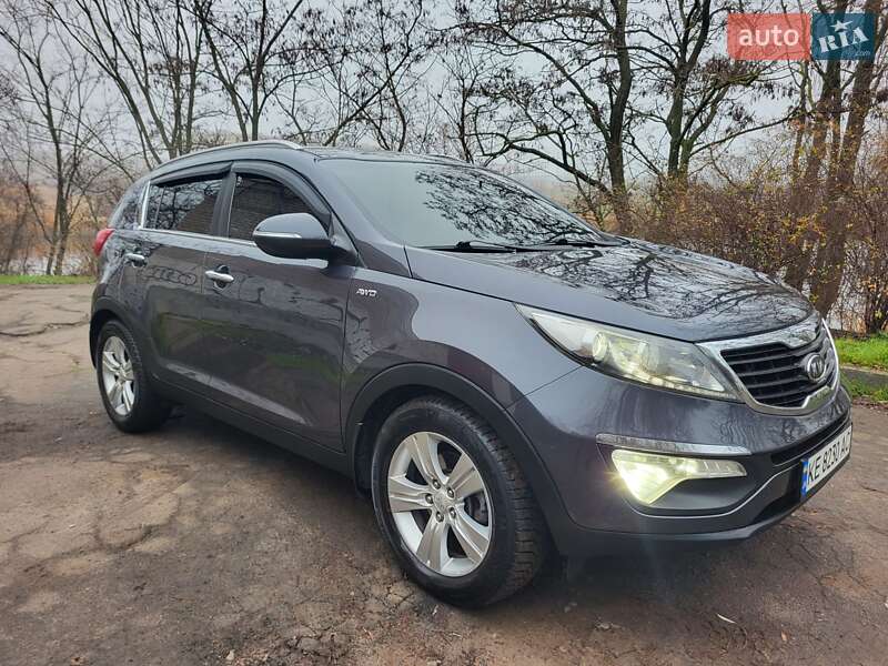 Внедорожник / Кроссовер Kia Sportage 2011 в Кривом Роге