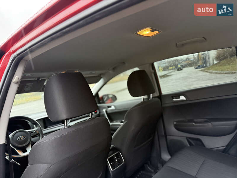 Внедорожник / Кроссовер Kia Sportage 2018 в Львове фото 41 Внедорожник / Кроссовер Kia Sportage 2018 в Львове