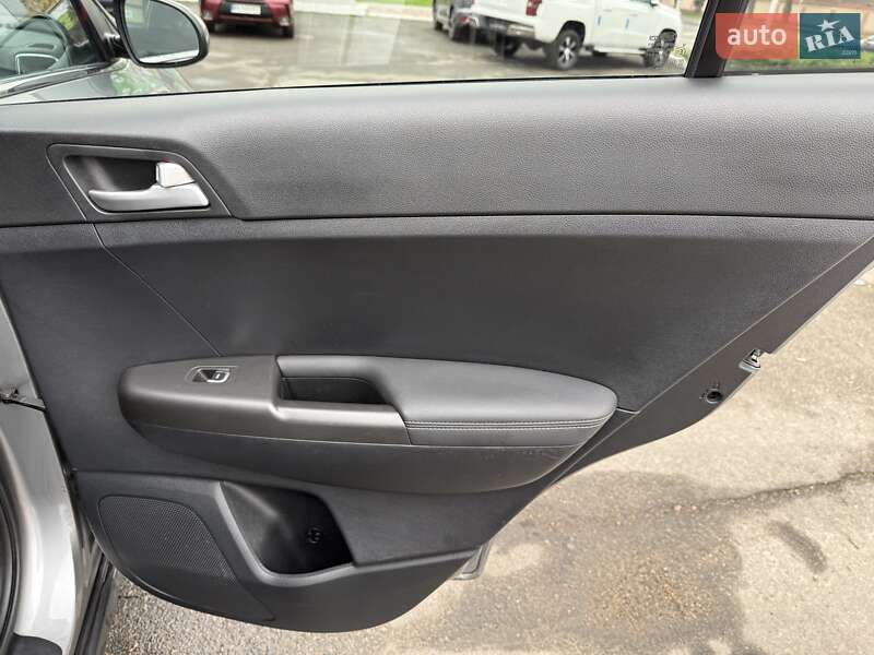 Позашляховик / Кросовер Kia Sportage 2021 в Одесі