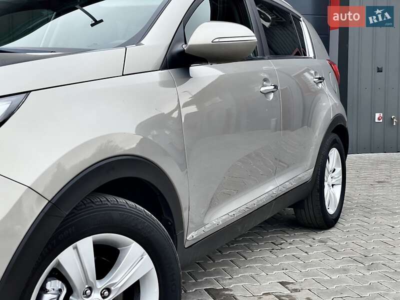 Внедорожник / Кроссовер Kia Sportage 2011 в Ковеле