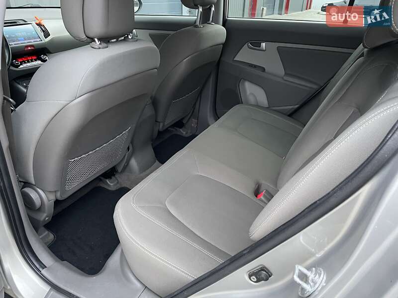 Внедорожник / Кроссовер Kia Sportage 2011 в Ковеле