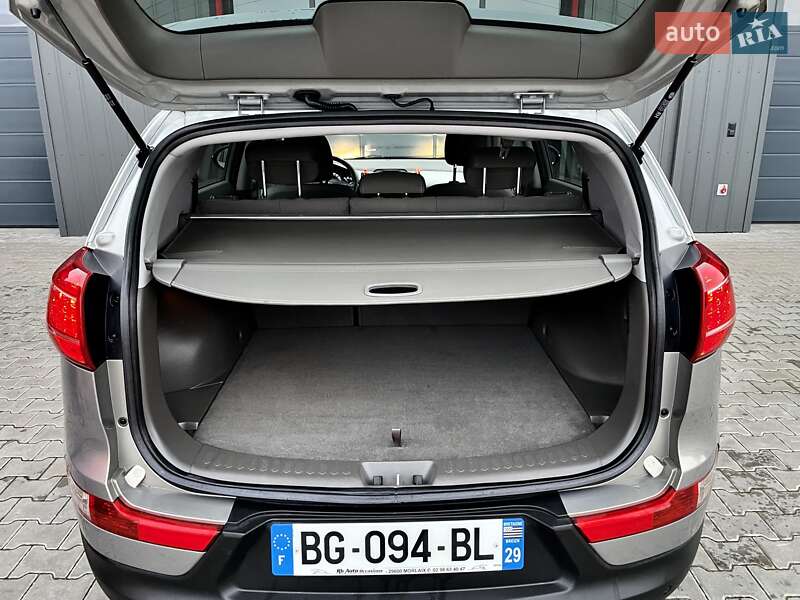 Внедорожник / Кроссовер Kia Sportage 2011 в Ковеле