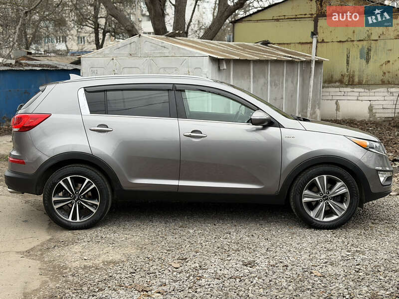Внедорожник / Кроссовер Kia Sportage 2013 в Одессе