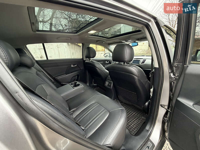 Внедорожник / Кроссовер Kia Sportage 2013 в Одессе