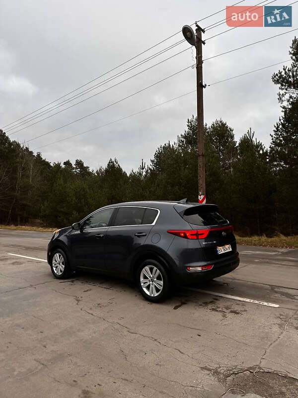 Внедорожник / Кроссовер Kia Sportage 2017 в Славуте фото 3 Внедорожник / Кроссовер Kia Sportage 2017 в Славуте
