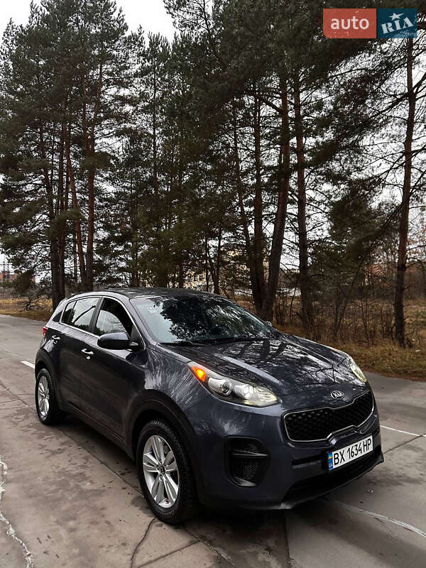 Внедорожник / Кроссовер Kia Sportage 2017 в Славуте фото 4 Внедорожник / Кроссовер Kia Sportage 2017 в Славуте