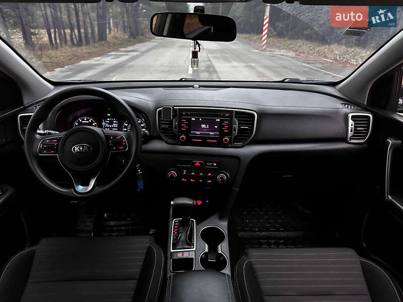 Внедорожник / Кроссовер Kia Sportage 2017 в Славуте фото 30 Внедорожник / Кроссовер Kia Sportage 2017 в Славуте