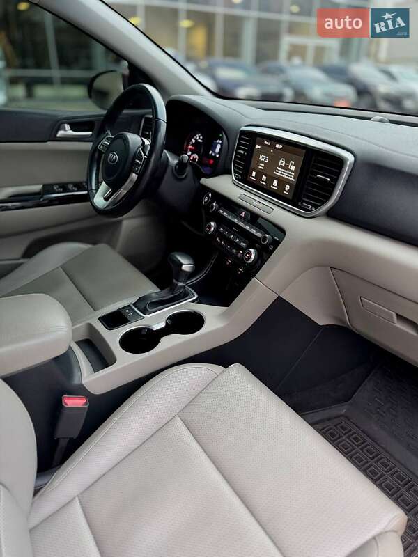 Внедорожник / Кроссовер Kia Sportage 2019 в Днепре