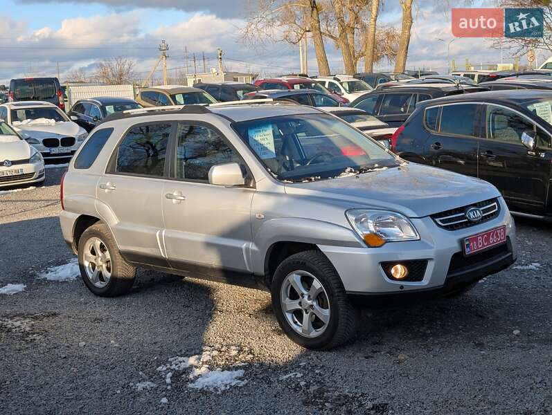 Внедорожник / Кроссовер Kia Sportage 2008 в Ровно