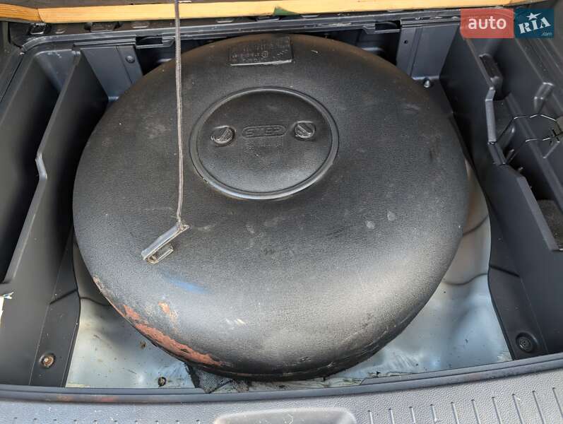 Внедорожник / Кроссовер Kia Sportage 2008 в Ровно