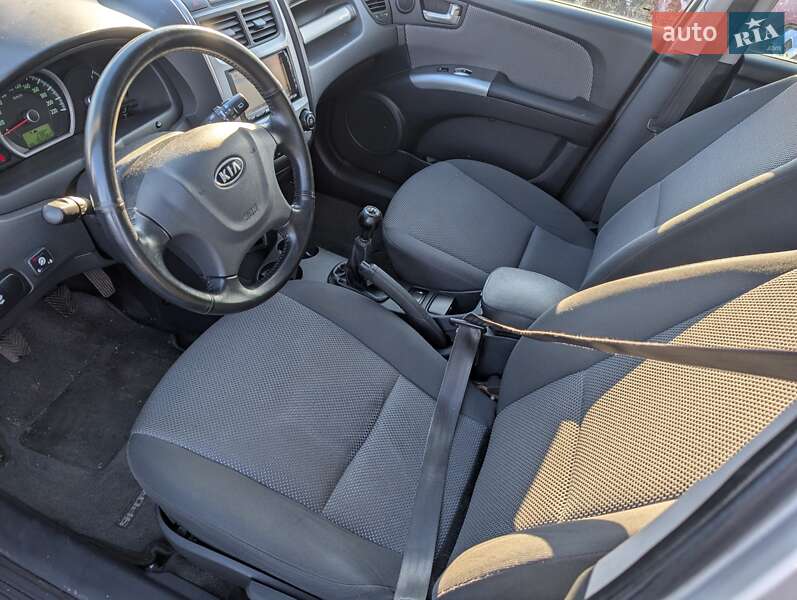 Внедорожник / Кроссовер Kia Sportage 2008 в Ровно