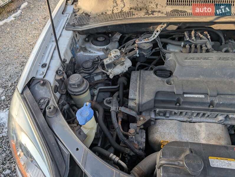 Внедорожник / Кроссовер Kia Sportage 2008 в Ровно