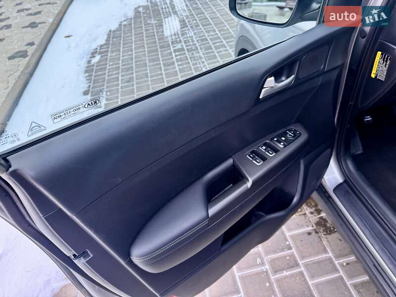 Внедорожник / Кроссовер Kia Sportage 2020 в Одессе