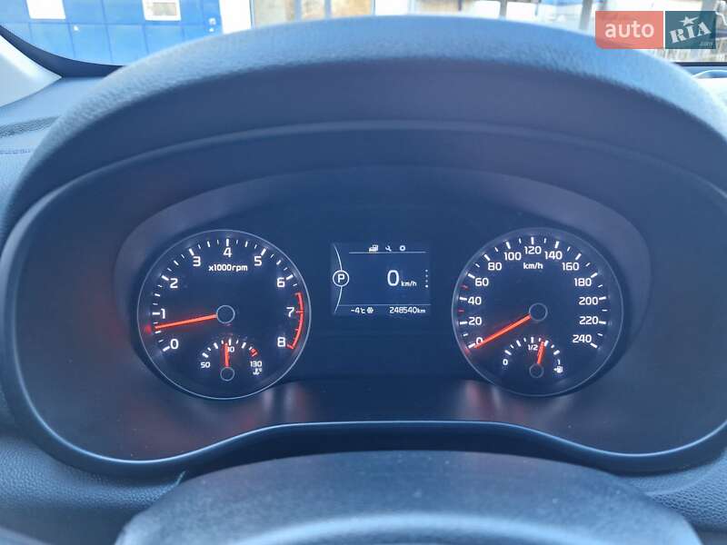 Внедорожник / Кроссовер Kia Sportage 2016 в Кривом Роге фото 22 Внедорожник / Кроссовер Kia Sportage 2016 в Кривом Роге