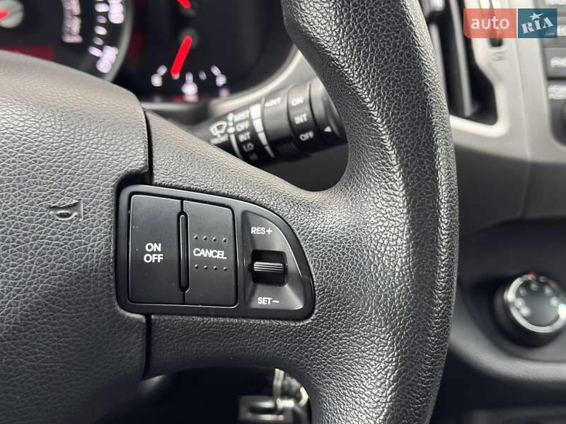 Внедорожник / Кроссовер Kia Sportage 2013 в Сарнах