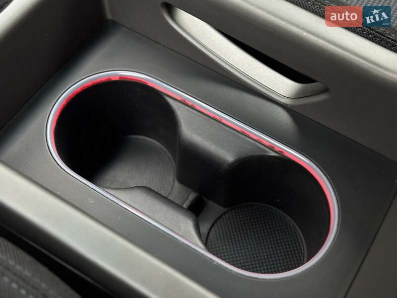 Внедорожник / Кроссовер Kia Sportage 2013 в Сарнах