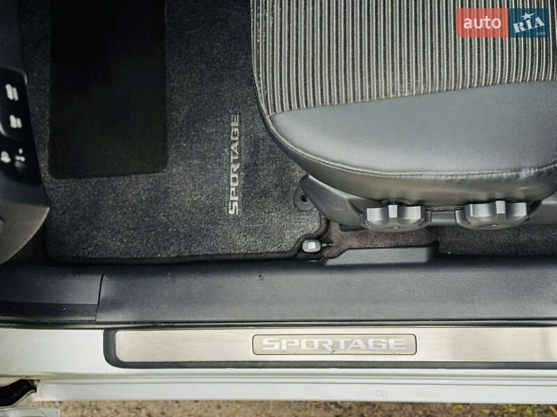 Позашляховик / Кросовер Kia Sportage 2007 в Харкові