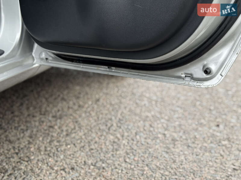 Позашляховик / Кросовер Kia Sportage 2007 в Харкові