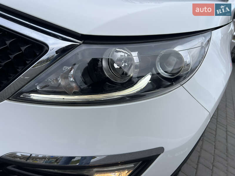 Позашляховик / Кросовер Kia Sportage 2013 в Одесі