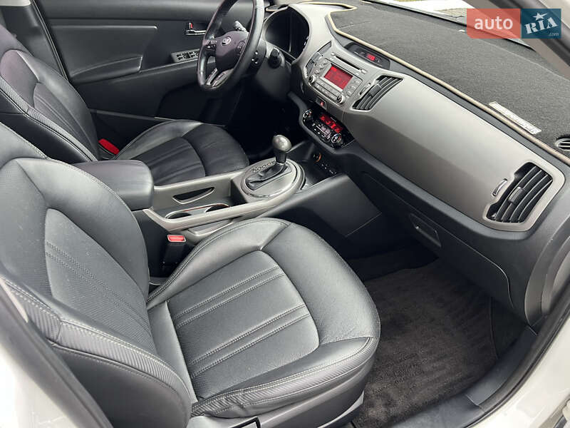 Позашляховик / Кросовер Kia Sportage 2013 в Одесі