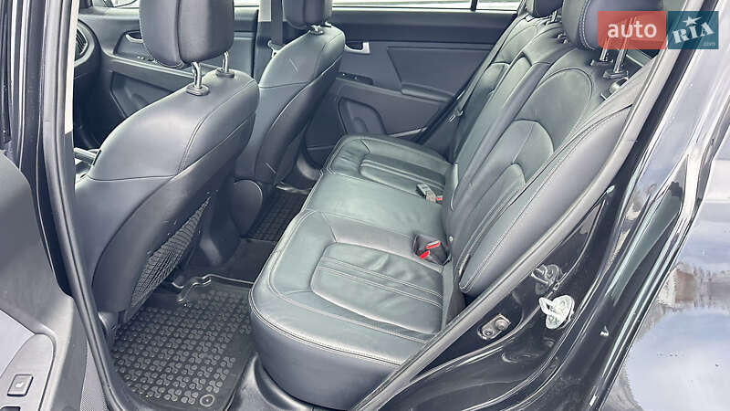 Внедорожник / Кроссовер Kia Sportage 2013 в Дрогобыче