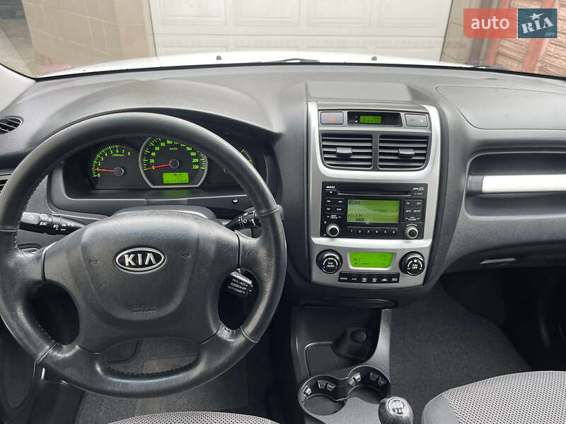 Внедорожник / Кроссовер Kia Sportage 2010 в Ковеле