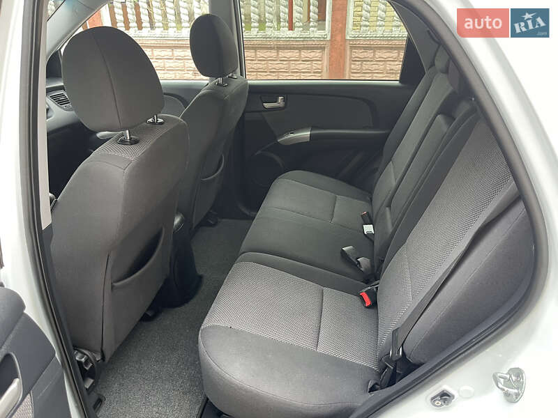 Внедорожник / Кроссовер Kia Sportage 2010 в Ковеле