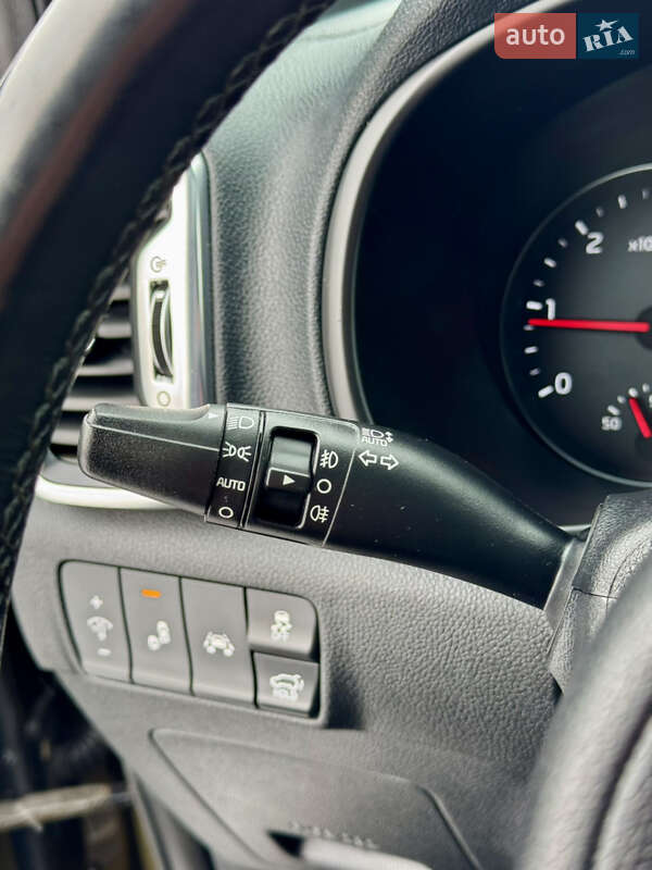 Позашляховик / Кросовер Kia Sportage 2016 в Полтаві фото 30 Позашляховик / Кросовер Kia Sportage 2016 в Полтаві