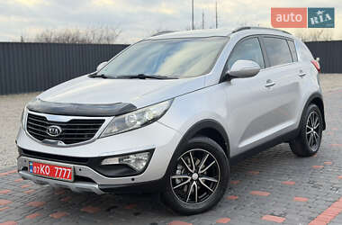 Внедорожник / Кроссовер Kia Sportage 2012 в Берегово