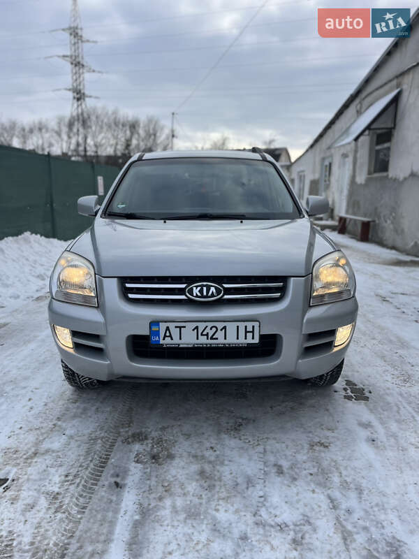 Внедорожник / Кроссовер Kia Sportage 2007 в Ивано-Франковске