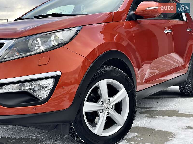 Позашляховик / Кросовер Kia Sportage 2013 в Ковелі