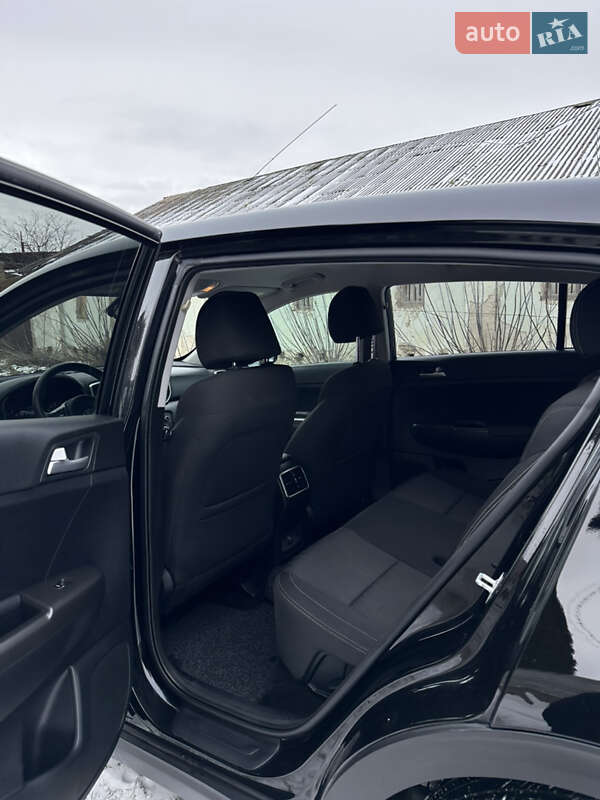 Позашляховик / Кросовер Kia Sportage 2021 в Рівному