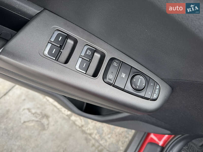 Внедорожник / Кроссовер Kia Sportage 2021 в Киеве